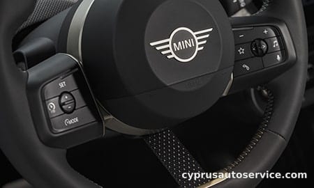 MINI COOPER E ESSENTIAL TRIM