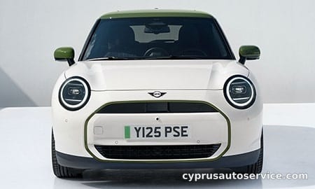 MINI COOPER SE PAUL SMITH EDITION