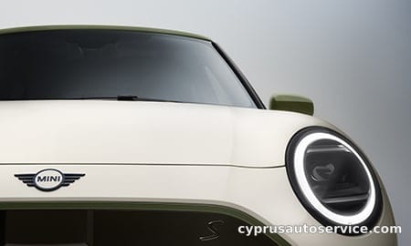 MINI COOPER SE PAUL SMITH EDITION