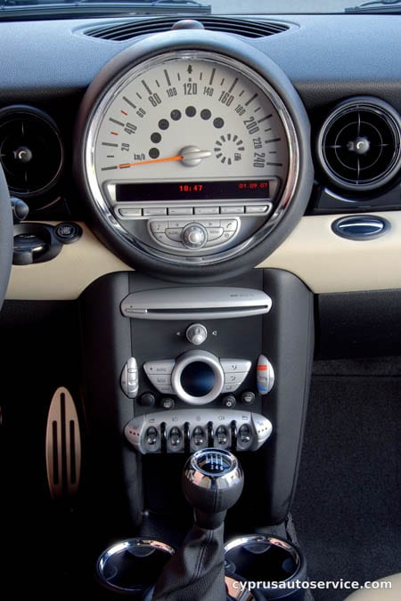 MINI COOPER CLUBMAN