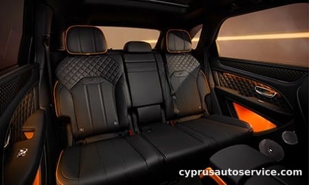 BENTLEY BENTAYGA HYBRID S BLACK EDITION