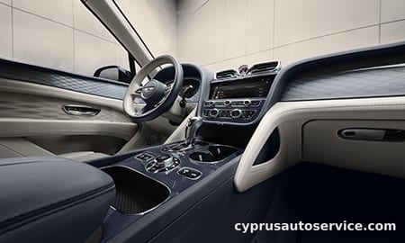BENTLEY BENTAYGA V8 ATELIER EDITION