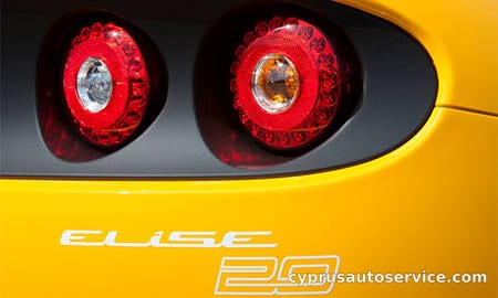 LOTUS ELISE 20TH ANNIVERSARY EDITION