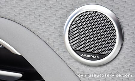 LAND ROVER RANGE ROVER EVOQUE EUCALYPTUS EDITION