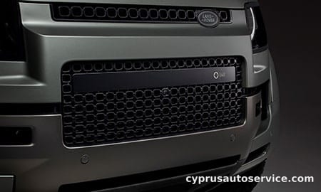 LAND ROVER DEFENDER OCTA EDITION ON