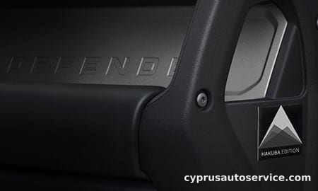 LAND ROVER DEFENDER HAKUBA EDITION
