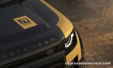 LAND ROVER DEFENDER TROPHY EDITION CURATED FOR JAPAN