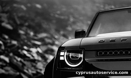 LAND ROVER DEFENDER OCTA BLACK