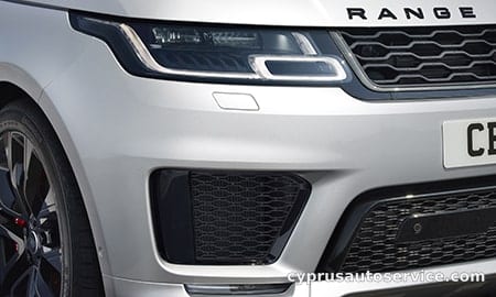 LAND ROVER RANGE ROVER SPORT SVR 575PS