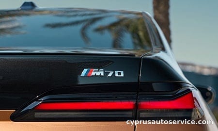 BMW i7 M70 X DRIVE
