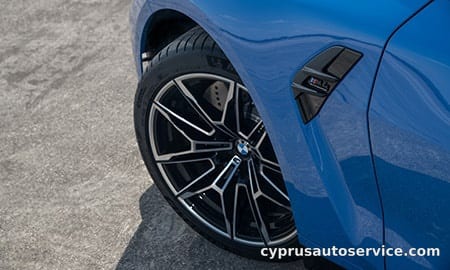 BMW M4 COUPE COMPETITION M X DRIVE
