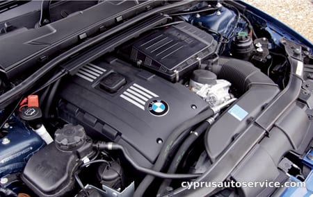 BMW 3 SERIES 320i
