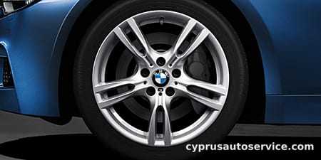 BMW 3 SERIES 320i TOURING MODERN