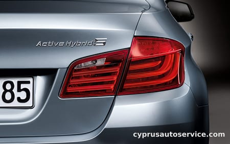 BMW 5 SERIES 523D BLUE PERFORMANCE TOURING
