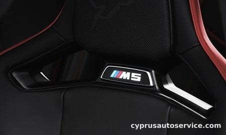 BMW M5 CS