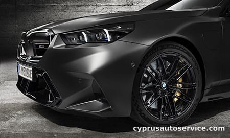 BMW M5 TOURING