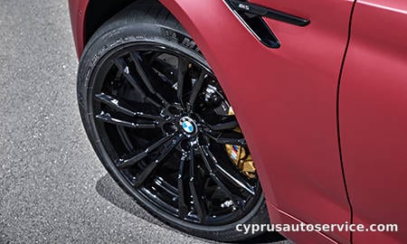 BMW M5 FIRST EDITION