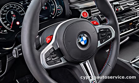 BMW M5 COMPETITION
