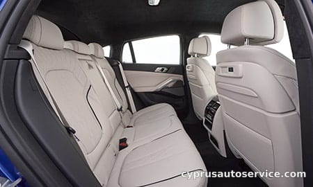 BMW X6 M50I