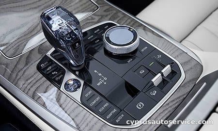 BMW X7 M50I