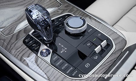 BMW X7 M50I