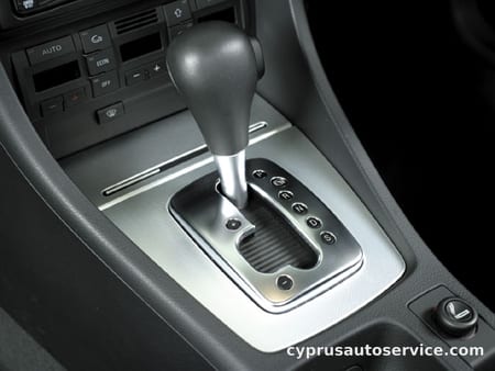 AUDI A4 AVANT 2.0 TFSI QUATTRO LUXURY LINE PLUS