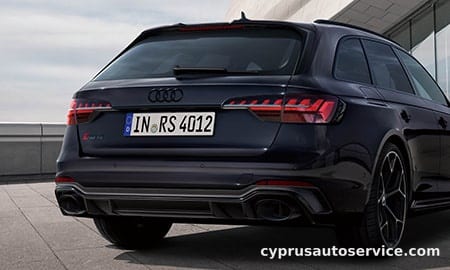 AUDI RS4 AVANT RS COMPETITION