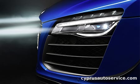 AUDI R8 LMX