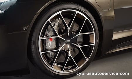AUDI RS ETRON GT PERFORMANCE EXCLUSIVE EDITION