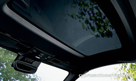 MERCEDES BENZ SLC 180 SPORTS FINAL EDITION