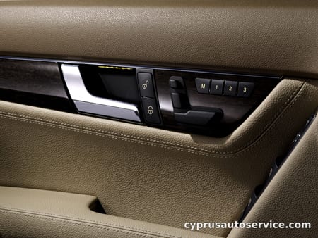MERCEDES BENZ CCLASS C250 ELEGANCE