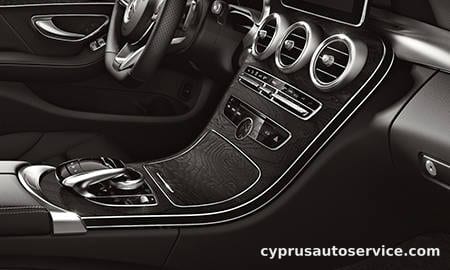 MERCEDES BENZ CCLASS C200 SPORTS EDITION (LEATHER VERSION)