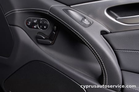 MERCEDES BENZ SL 63 AMG