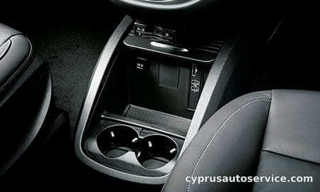 MERCEDES BENZ VCLASS V260 LONG
