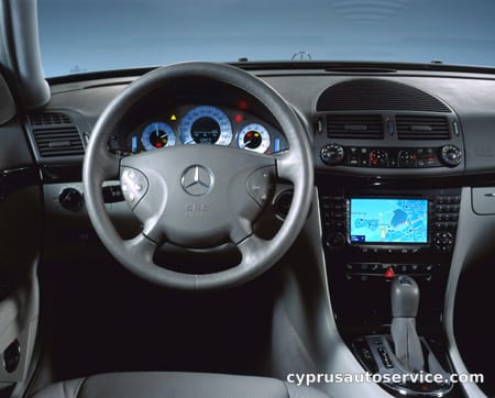 MERCEDES BENZ ECLASS STATIONWAGON E240 STATIONWAGON