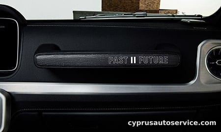 MERCEDES BENZ GCLASS PAST II FUTURE