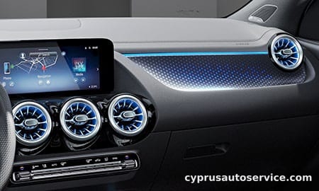 MERCEDES BENZ GLACLASS GLA200D 4MATIC NIGHT EDITION