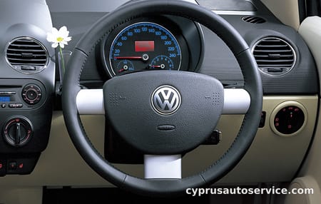 VOLKSWAGEN NEW BEETLE CABRIOLET VINTAGE