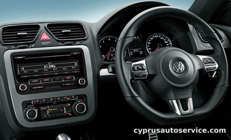 VOLKSWAGEN SCIROCCO R LINE