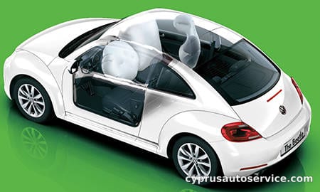 VOLKSWAGEN THE BEETLE 2.0 R LINE