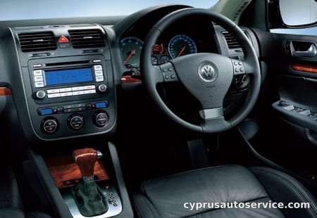 VOLKSWAGEN JETTA 2.0TSI SPORTLINE