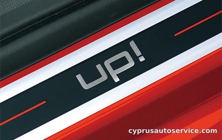 VOLKSWAGEN UP ORANGE UP!