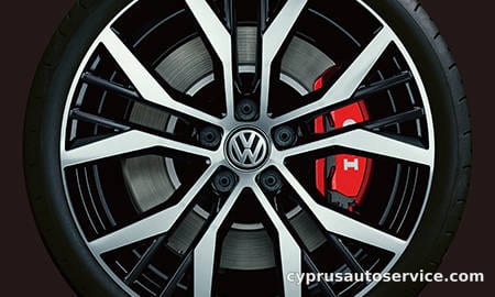 VOLKSWAGEN GOLF GTI PERFORMANCE