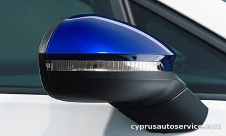 VOLKSWAGEN GOLF R 20 YEARS