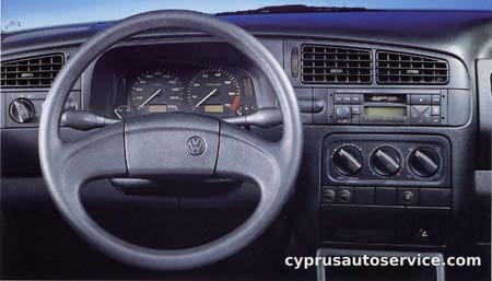 VOLKSWAGEN GOLF GLi