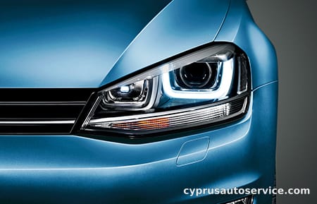 VOLKSWAGEN GOLF TSI COMFORTLINE BLUEMOTION TECHNOLOGY