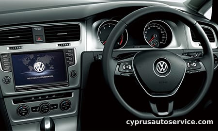VOLKSWAGEN GOLF TSI COMFORTLINE PREMIUM EDITION