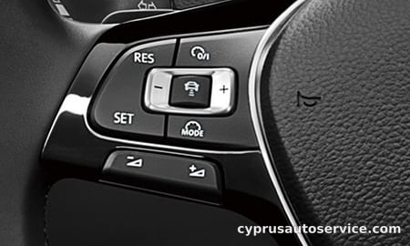 VOLKSWAGEN GOLF TSI COMFORTLINE PREMIUM EDITION