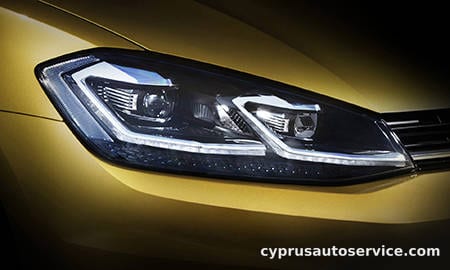 VOLKSWAGEN GOLF TSI HIGHLINE