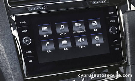 VOLKSWAGEN GOLF TDI HIGHLINE